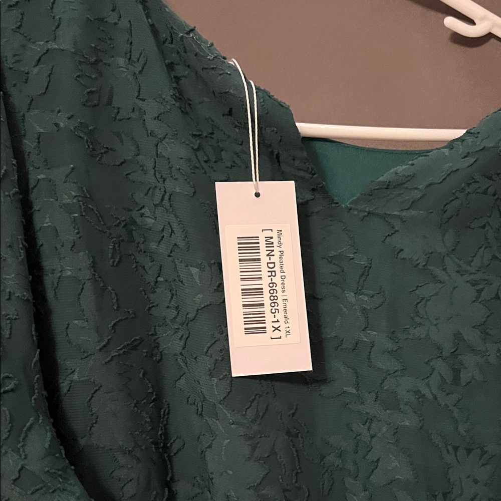 Baltic Born Teal Lace Pleated Midi Dress - Picture 2 of 5